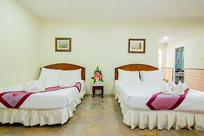 Goldenland Resort