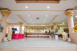 Goldenland Resort