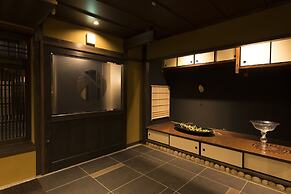 OKU Kamishichiken