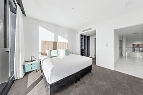 CLLIX Brisbane Skytower Apartments