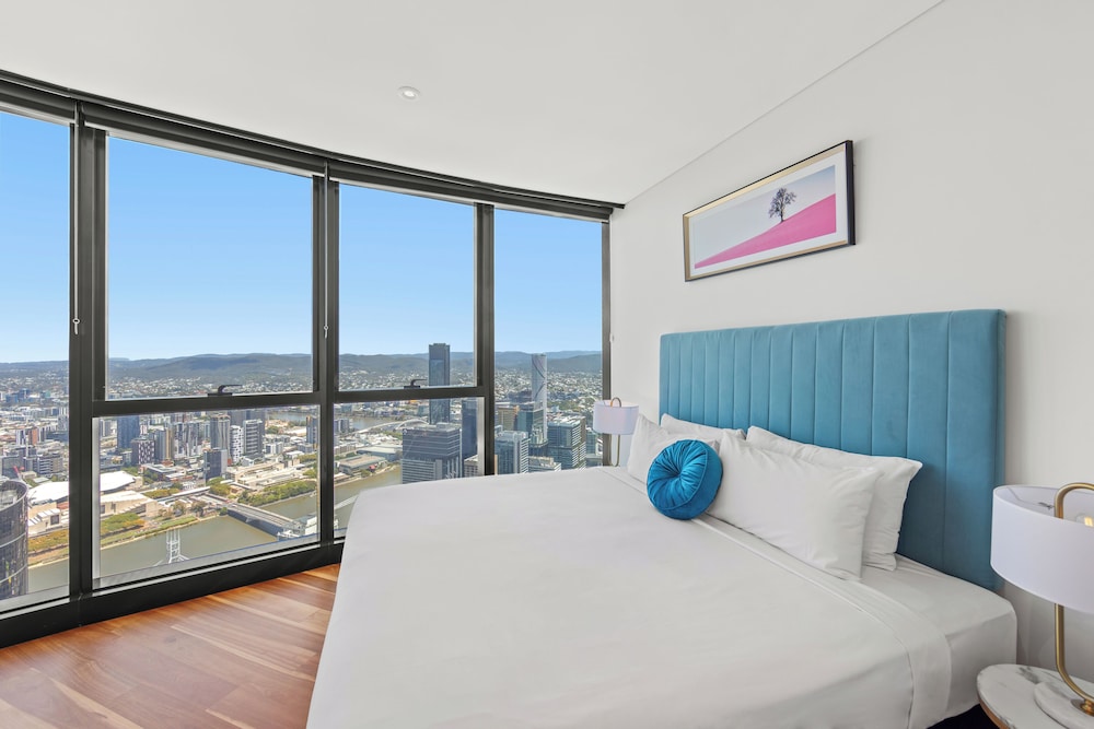 CLLIX Brisbane Skytower Apartments