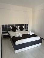 Wb Weekend Otel