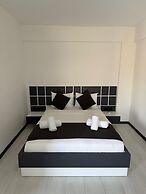 Wb Weekend Otel