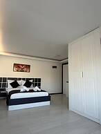 Wb Weekend Otel