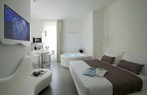Gatto Bianco Mia Aparthotel