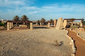 Desert Breeze Lodge