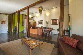 Desert Breeze Lodge