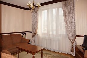 Senator Hotel