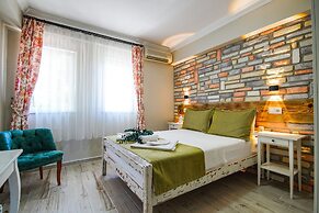 Ilyada Hotel
