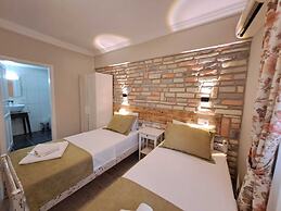 Ilyada Hotel