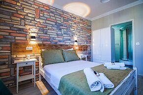 Ilyada Hotel