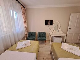 Ilyada Hotel