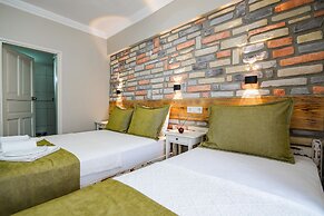 Ilyada Hotel