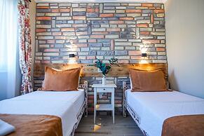 Ilyada Hotel