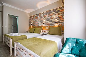 Ilyada Hotel
