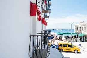Artemis Hotel