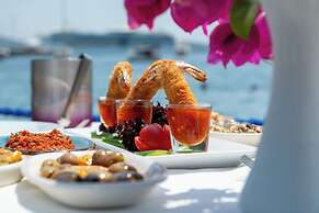 Artemis Hotel