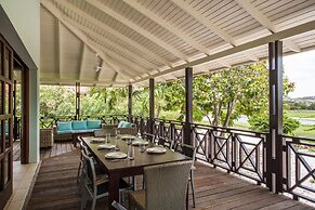Blue Bay Villas