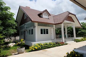 Bualuang Boutique Resort
