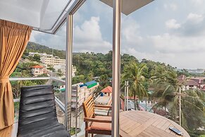 Condo in Karon in Chic Condo - Unit B707