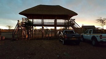 Makumutu Lodge & Campsite