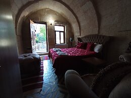 Sandik Cave Hotel