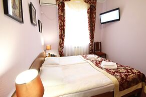 Troya Hotel