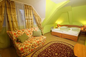 Troya Hotel