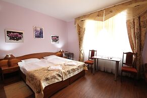 Troya Hotel