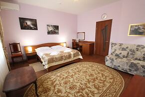 Troya Hotel