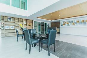 Condo in Kata in Ozone - Unit A606
