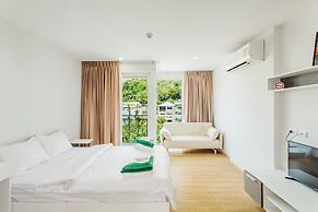 Condo in Kata in Ozone - Unit A612
