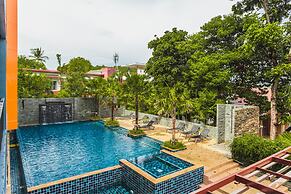 Condo in Nai Harn in ReLife 15-123-210