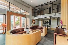 Condo in Nai Harn in ReLife 15-132-301
