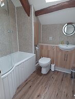 Green View Lodges
