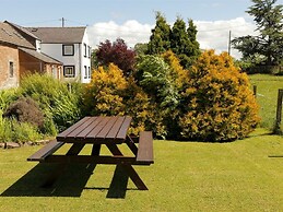Green View Lodges