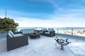 Villa Azure