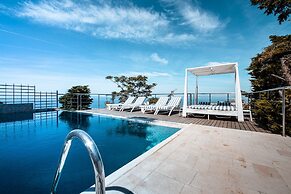 Villa Azure