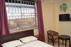Diamonds Hotel
