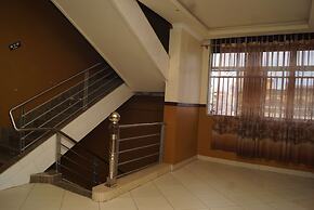 Diamonds Hotel