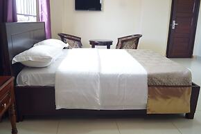 Diamonds Hotel