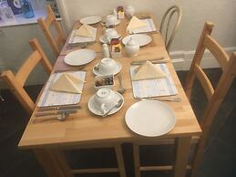 Avron House
