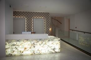 Zephyros Hotel
