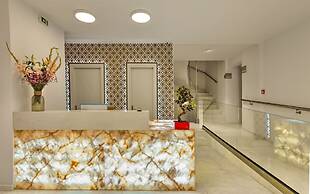Zephyros Hotel