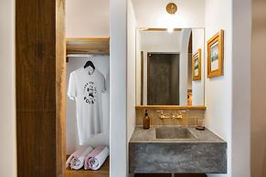 The Nomadic Hotel