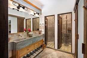 The Nomadic Hotel