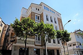 Senator Hotel