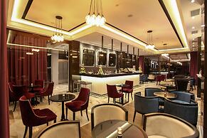 Senator Hotel