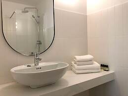 The Mohouse Boutique Room