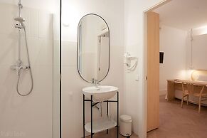 The Mohouse Boutique Room